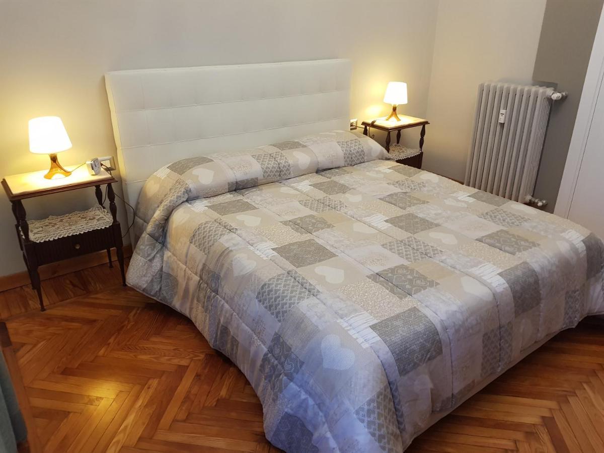 Appartamento Rosalba Асти Екстериор снимка